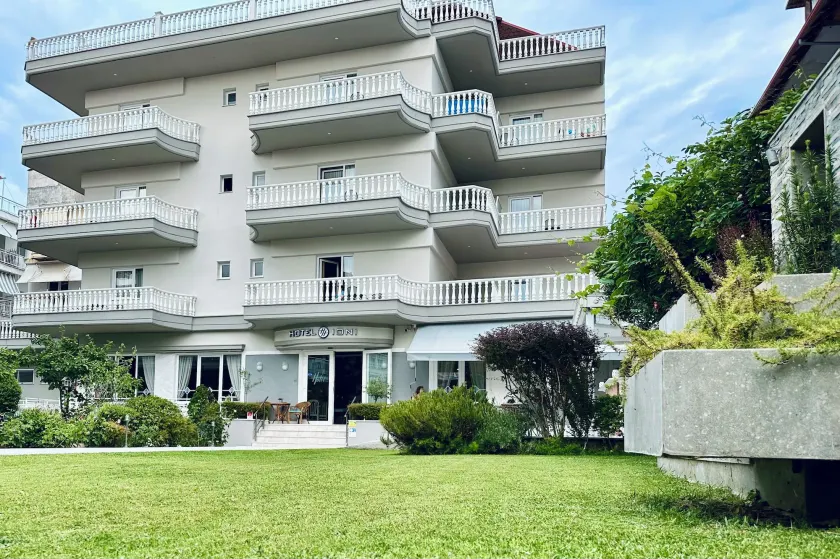 Hotel Ioni - Image 1