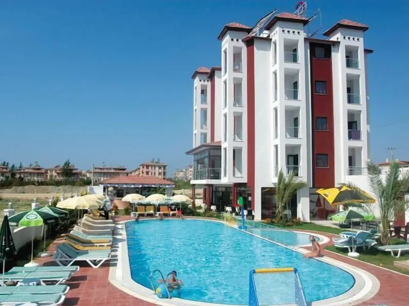 Side Elis Hotel - Image 1