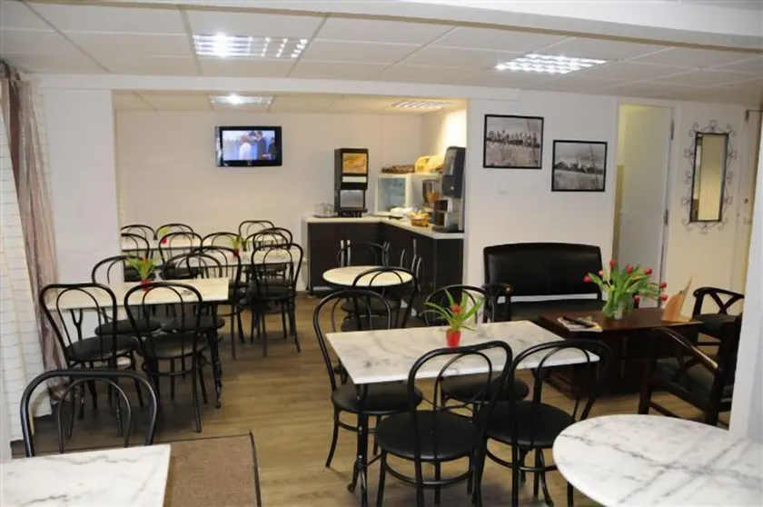 Hôtel Nouvelle Classe Châtellerault - Image 1