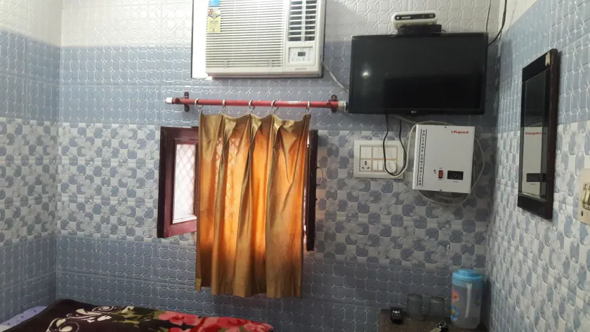 Sai Kripa Guest House - Image 1