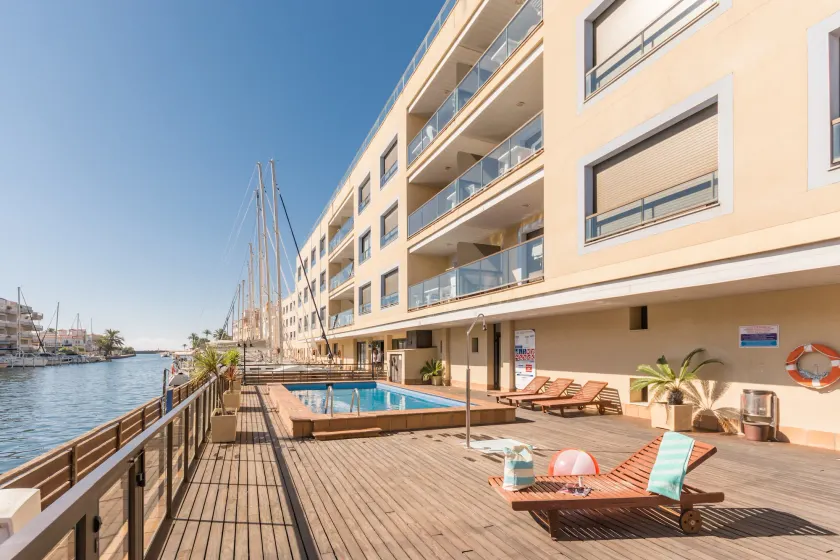 Pierre & Vacances Empuriabrava Marina - Image 1