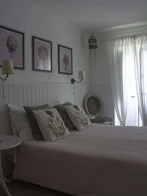 Vinnus Guesthouse - Image 1