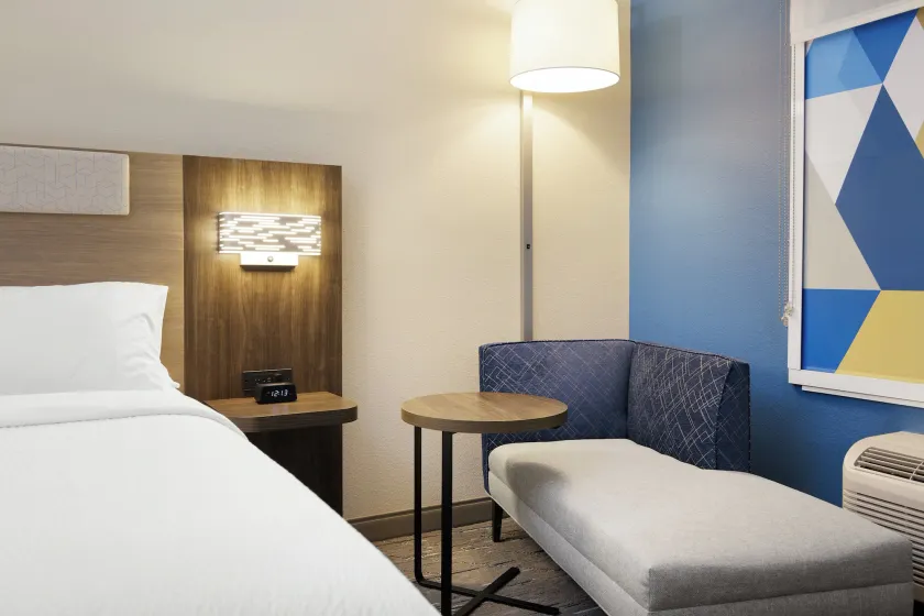 Holiday Inn Express And Suites Elgin Chicago Northwest by IHG - Zimmer