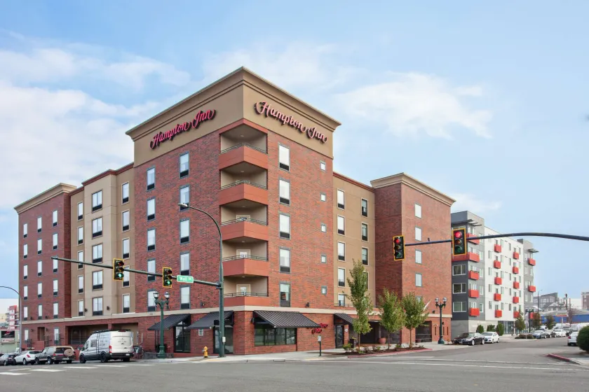 Hampton Inn Seattle/Everett - Image 1
