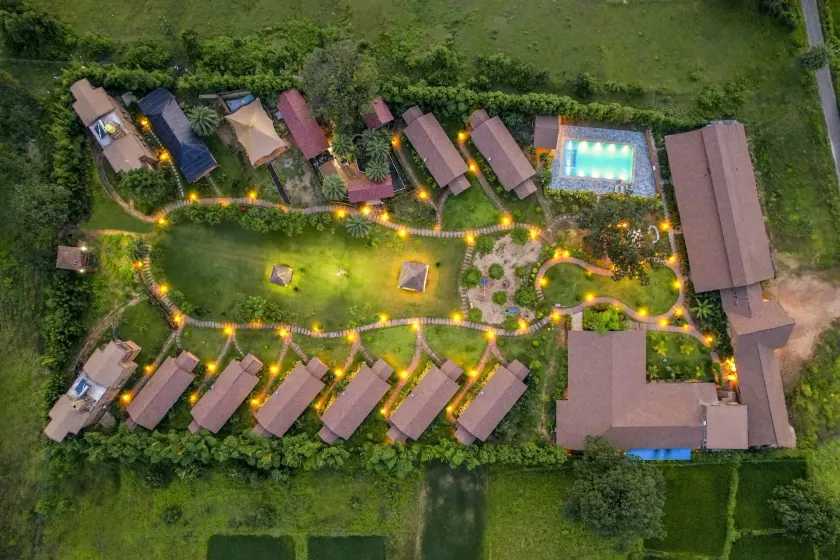 Sterling Orient Woods Pench - Image 1