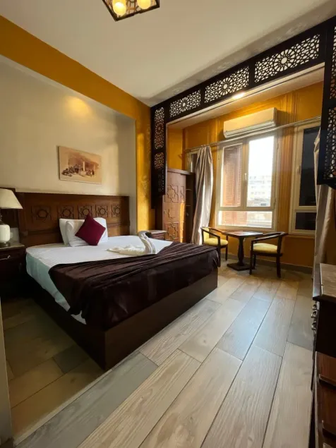 The location Hotel - Image 1