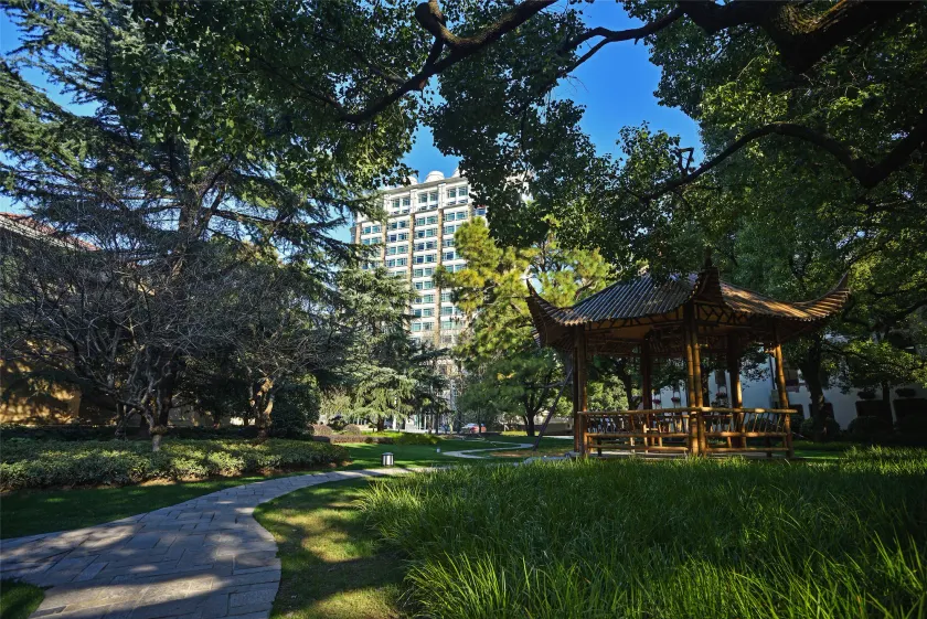Radisson Collection Hotel, Xing Guo Shanghai - Image 1
