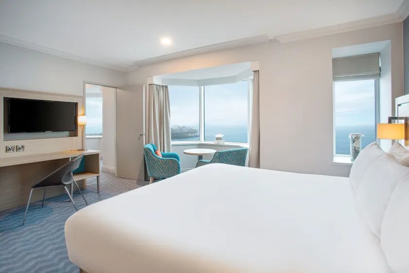 Leonardo Royal Hotel Brighton Waterfront - Image 1