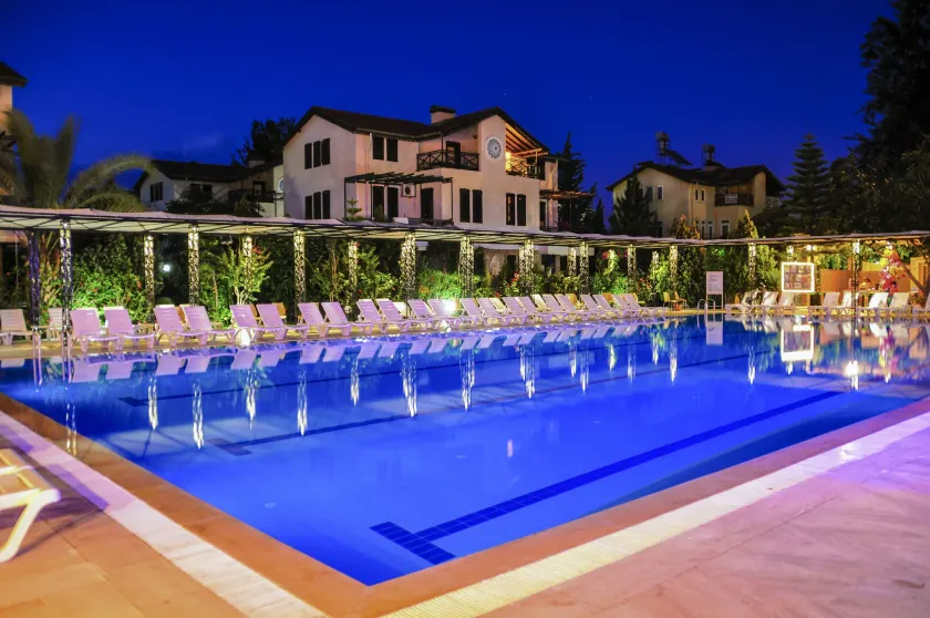 Belkon Hotel - Image 1