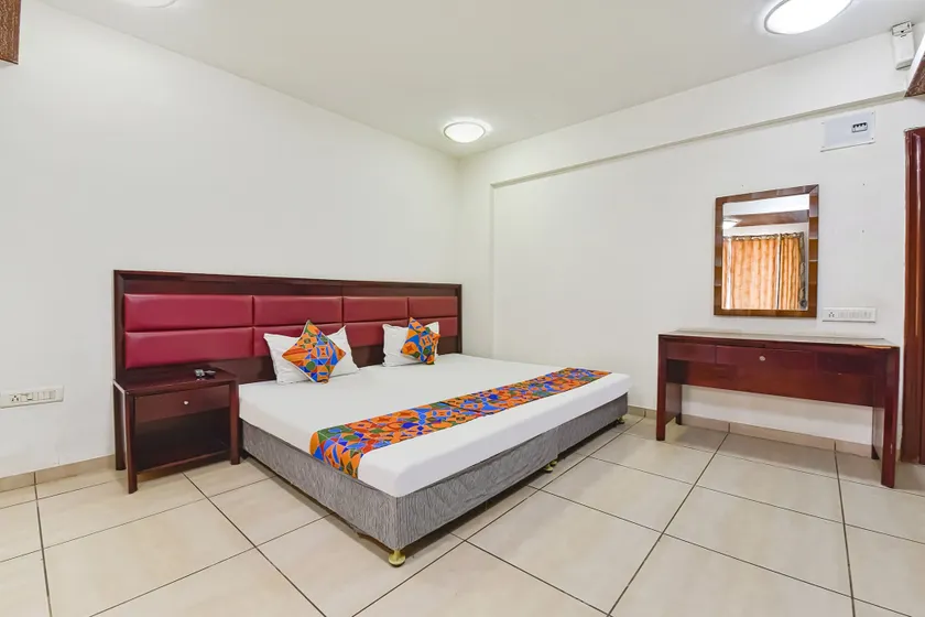 Fabhotel Gl Residency - Image 1