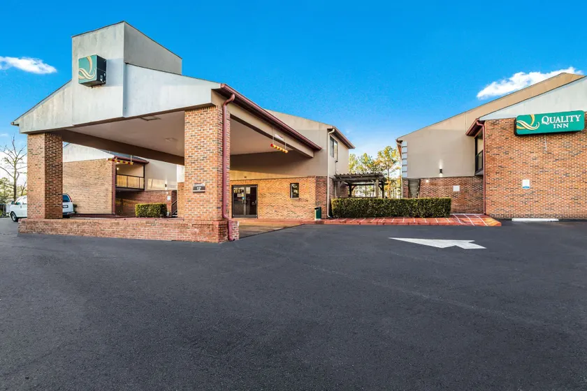 Quality Inn Columbia Airport - Image 1