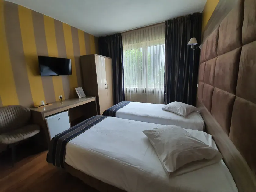Hotel Midi-Zuid - Image 1