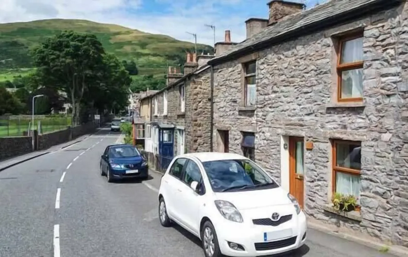 Fells Cottage - Image 1
