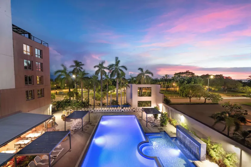 DoubleTree by Hilton Darwin Esplanade - Image 1