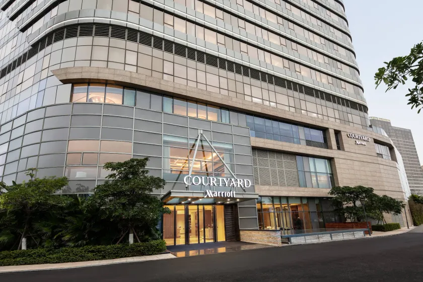 Courtyard by Marriott Xiamen Haicang - Image 1