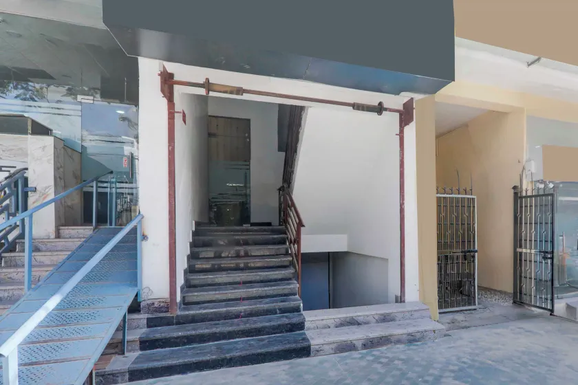 Townhouse Rawatpur Metro Station - Image 1