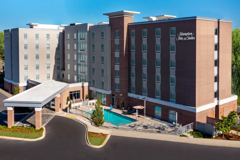 Hampton Inn & Suites Tallahassee Capitol - University - Image 1