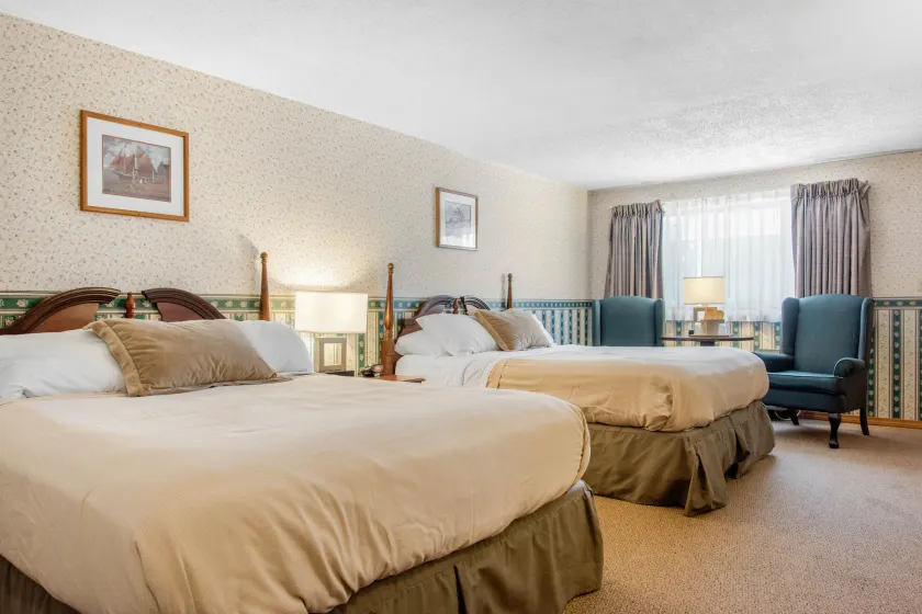 Coachman Inn - Image 1
