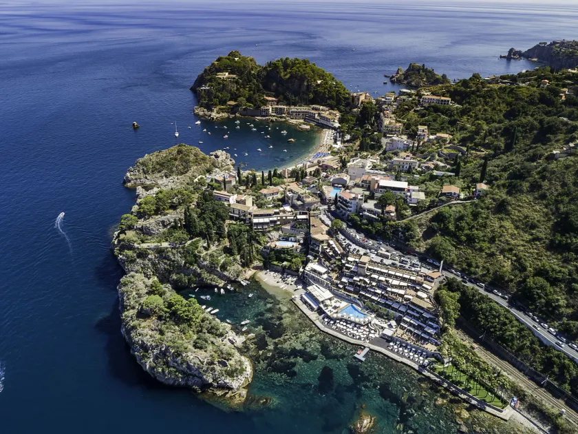 Atlantis Bay - The Leading Hotels of the World - Image 1