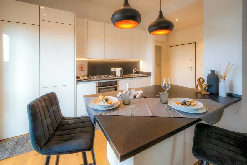 Emilia Suite Garden - Image 1