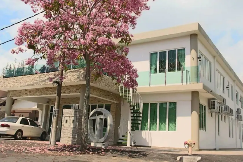 Tropical Villa Kuantan - Image 1