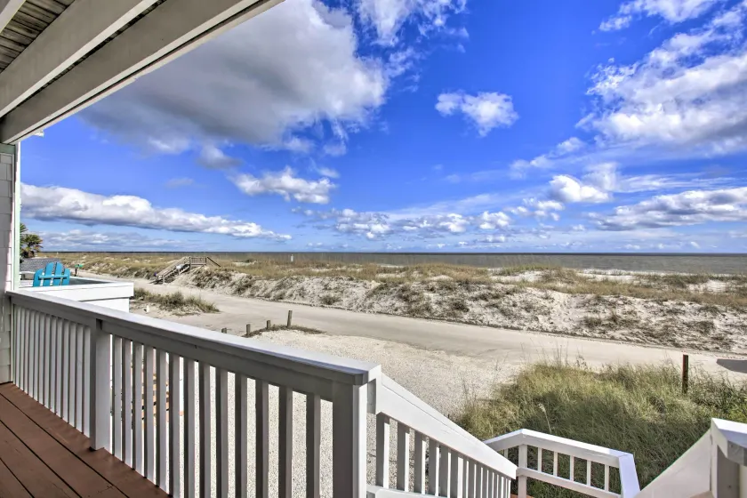 Bright Fernandina Beach Townhome: Walk to Ocean! - Image 1