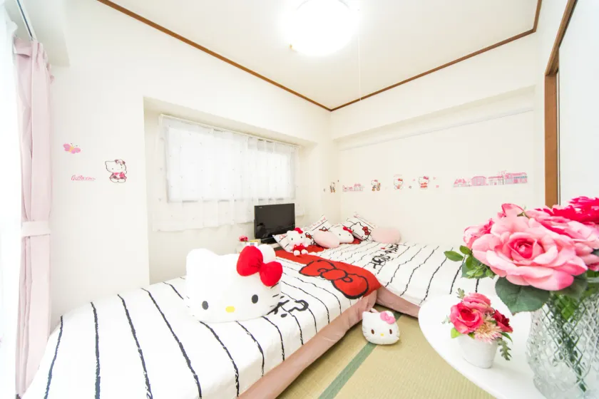 Universal Room - Image 1