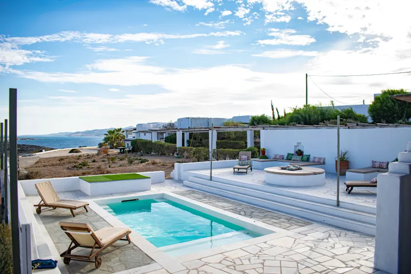 Lusso, 6 br, Villa fronte mare, Villa Agia Irini Cove con piscina privata - Image 1