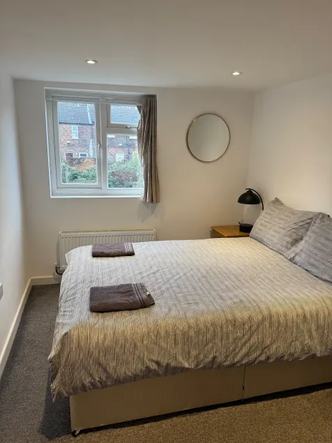 Luton Homestay near AIRPORT - Image 1