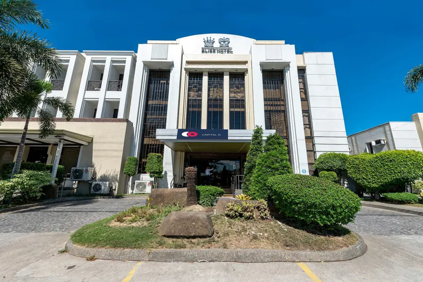 Bliss Hotel San Fernando Pampanga City - Image 1