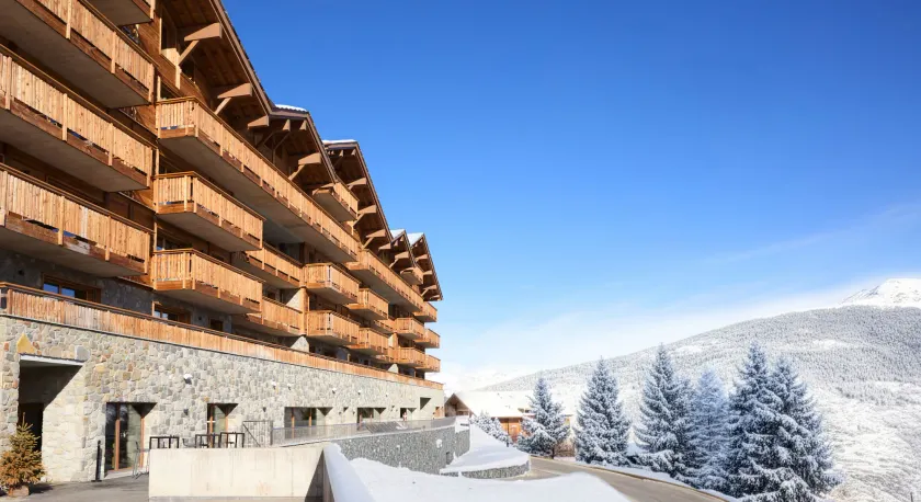 Dent Blanche Resort - TemptingPlaces Collection - Image 1