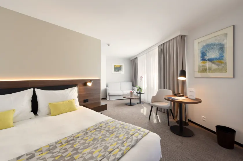 Astra Vevey Hotel & Restaurant - Image 1