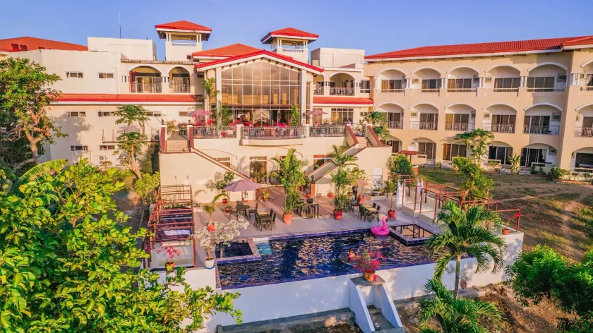 Hotel Palacio Puerto Princesa - Image 1