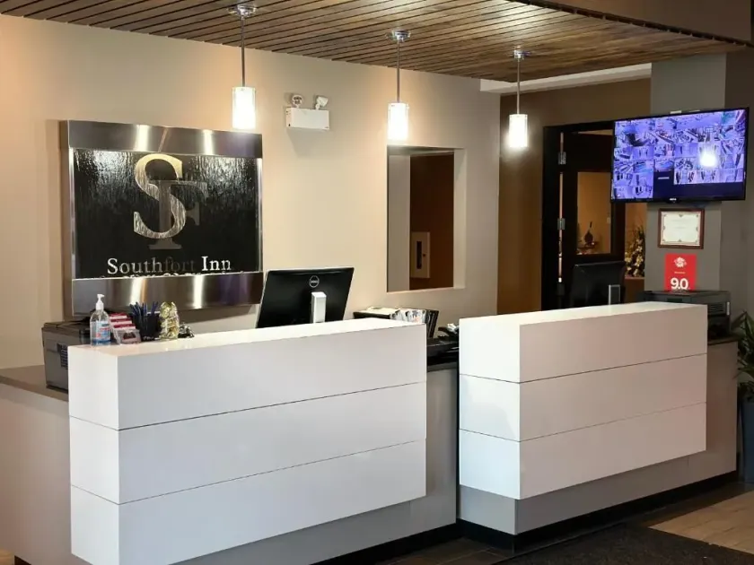 Southfort Inn  - Lobby