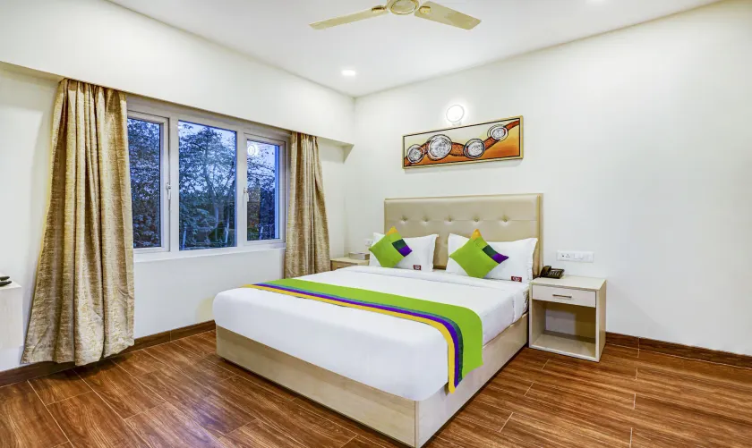 Treebo Galaxy Suites Near Yeshwanthpur Railway Station - Image 1