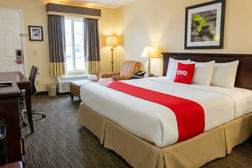 Bonita Lakes Inn by Capital O Meridian I20 - Image 1