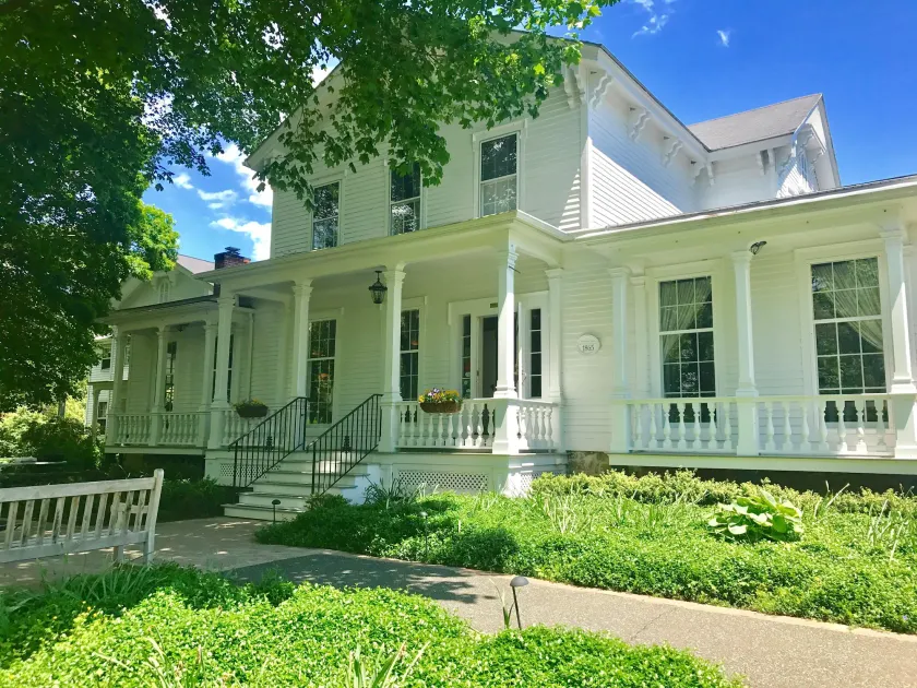 The Old Lyme Inn - Image 1