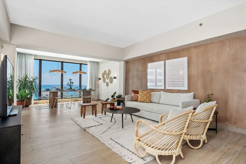 HiBird- Apartment and Suites Hotel - Image 1