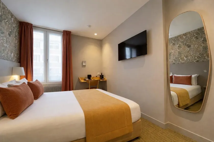 Parici Hôtel Boulogne Billancourt - Image 1
