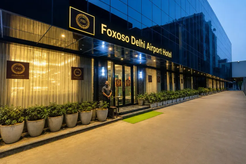 Foxoso Hotel Delhi Airport - Image 1