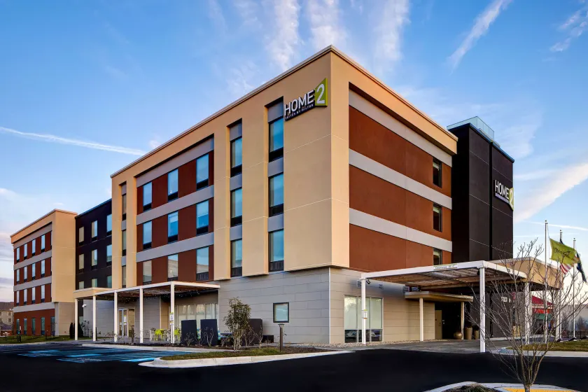 Home2 Suites by Hilton Lexington Hamburg - Image 1