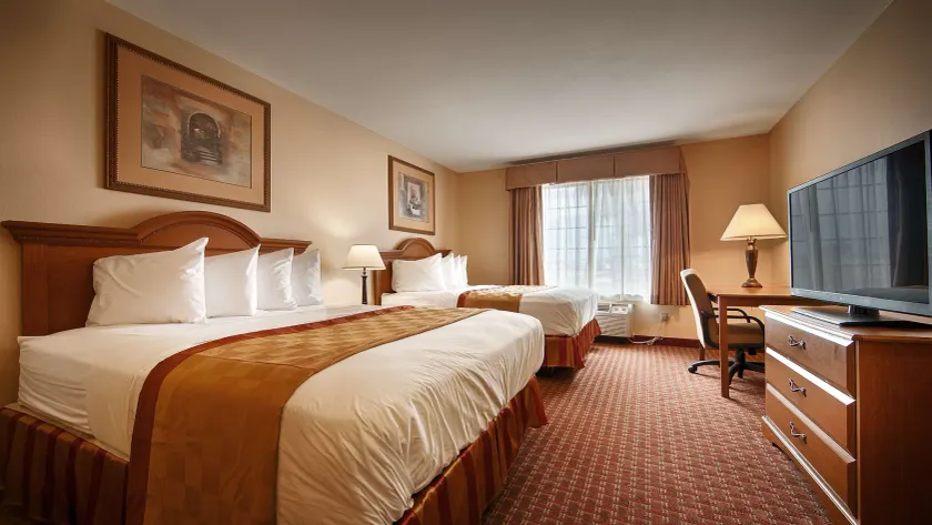 Best Western Casa Villa Suites - Image 1