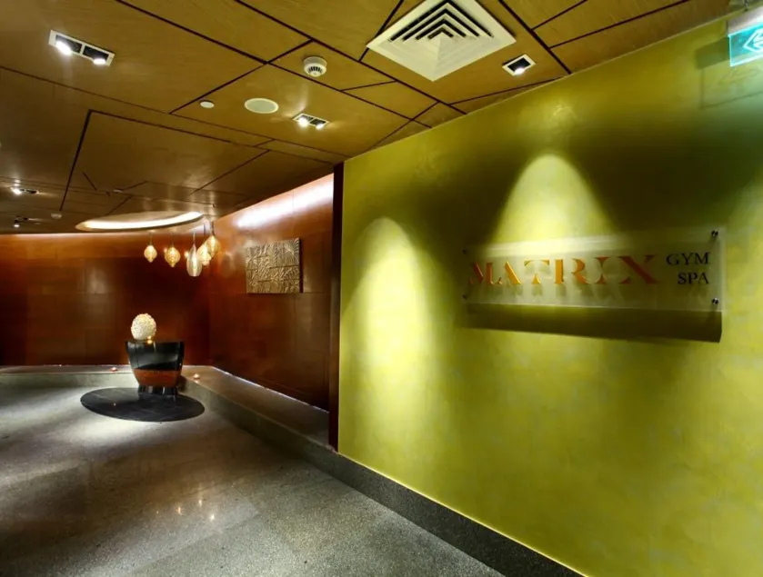 Mahagun Sarovar Portico Suites - Hall