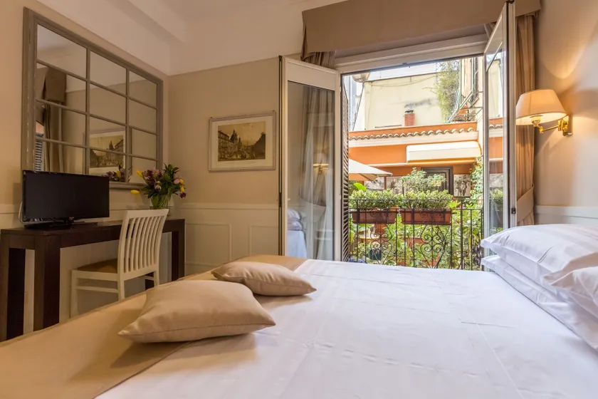 Hotel Modigliani - Image 1