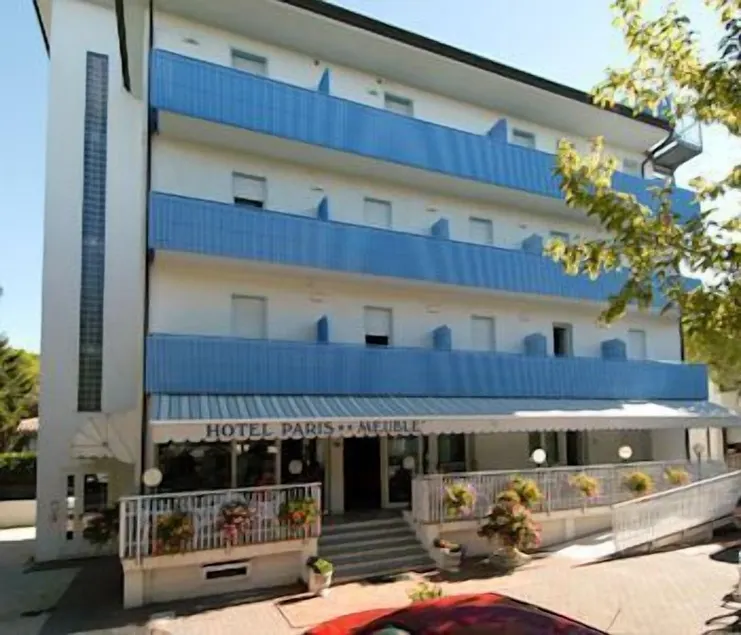 Hotel Paris - Image 1
