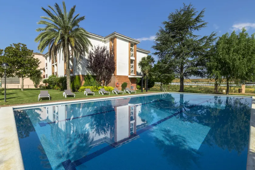 Hotel Sausa - Image 1