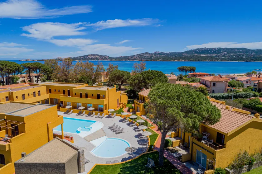 Blu Hotel Laconia Village - Image 1