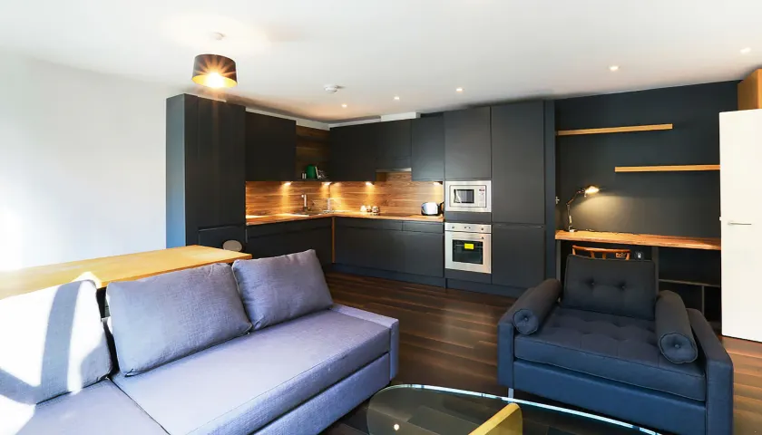 Rojen Apartments Liverpool Street - Image 1