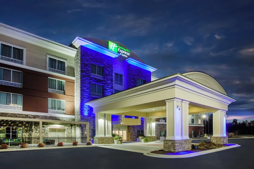 Holiday Inn Express & Suites Lexington Park California by IHG - Image 1