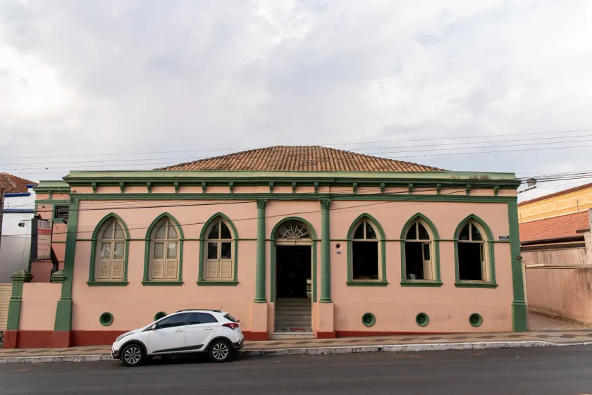 Hotel Descalvado - Image 1